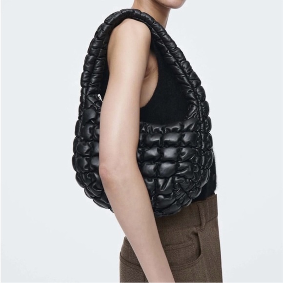 NWT COS Quilted Leather Shoulder Bag Medium Black - Picture 6 of 9